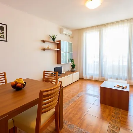 Complex Mirage Of Appartement Nessebar