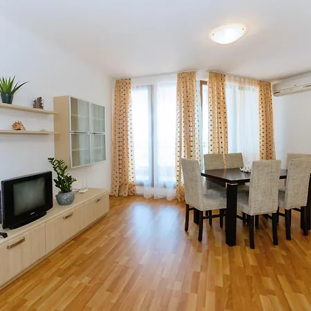 Complex Mirage Of Apartment Nesebar