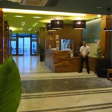 Апартамент в комплекс Mirage Of Несебър