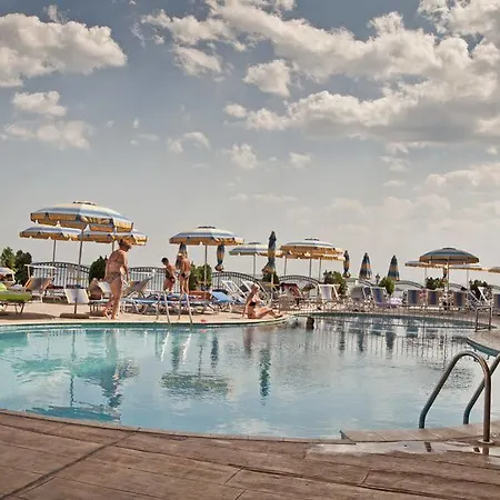 アパート Complex Mirage Of *