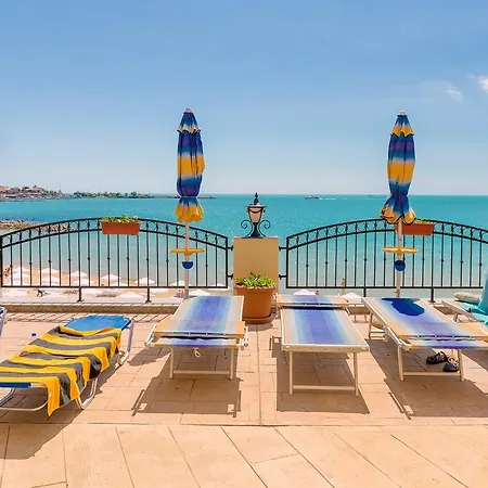 в комплекс Mirage Of *