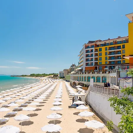 アパート Complex Mirage Of *