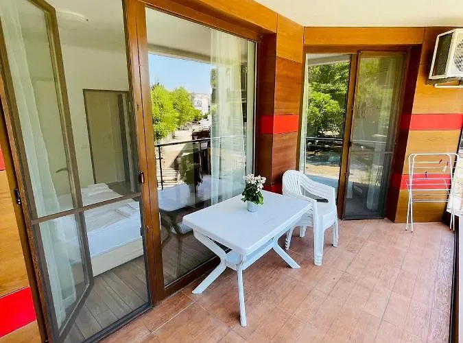 Complex Mirage Of Lägenhet